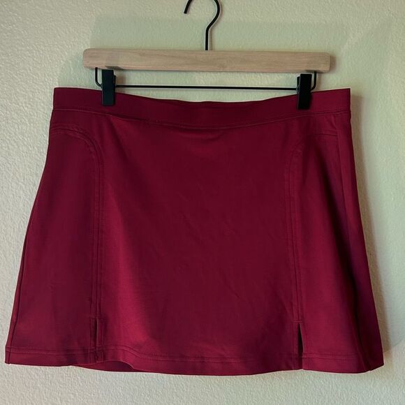 EUC - Adidas ClimaCool Maroon Golf/Tennis Skort - Size 12 - Picture 1 of 6